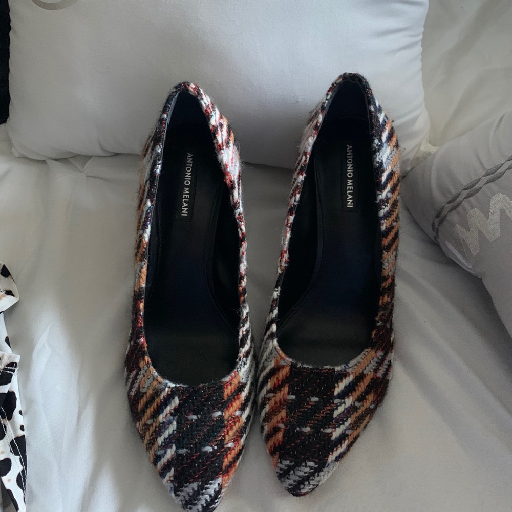 Antonio Melani size 7.5